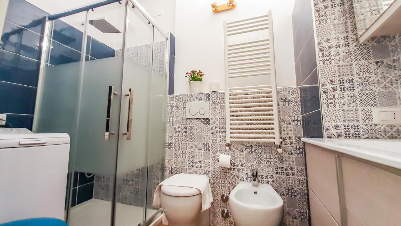 Altido Lovely 1-Br Flat With Easy Access To Centre Milánó Kültér fotó